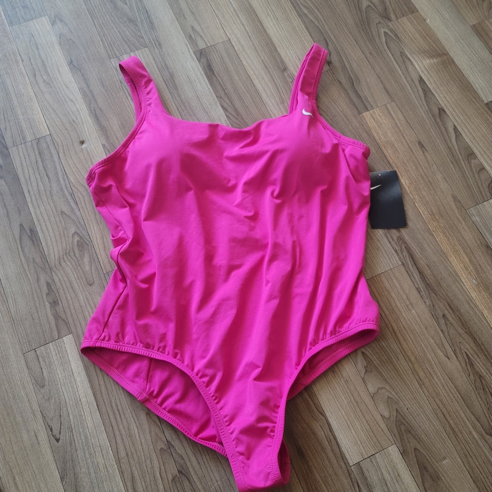 Nike 274604 Essential U-Back One-Piece Pink Fireberry Swimsuit Size XL
